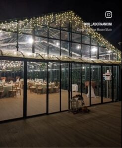 <span style="color: #ffcc99;">Evento in Villa</span>