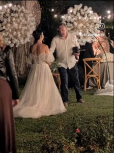 <span style="color: #ffcc99;">Ilaria e Umberto</span>